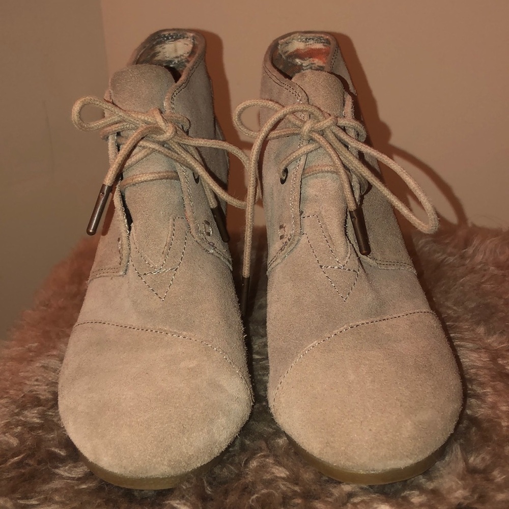 Toms Women’s Wedges ☺️